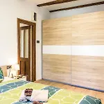 Studio-25 아파트